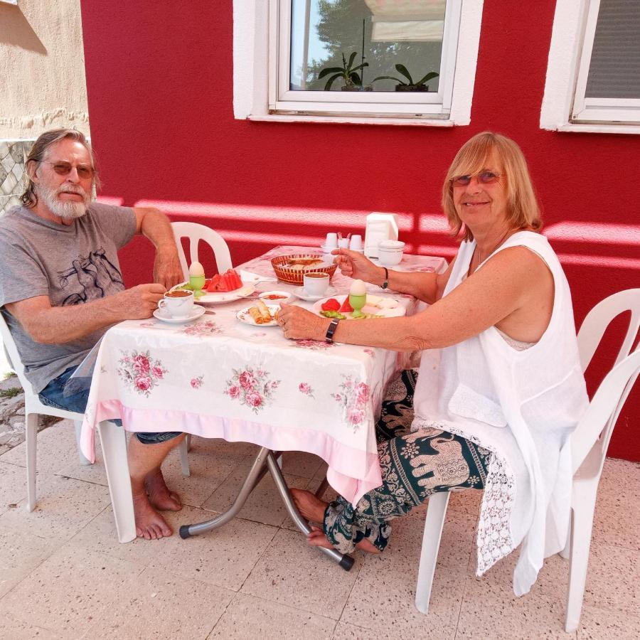 Ali'S Pension Egirdir Eksteriør bilde